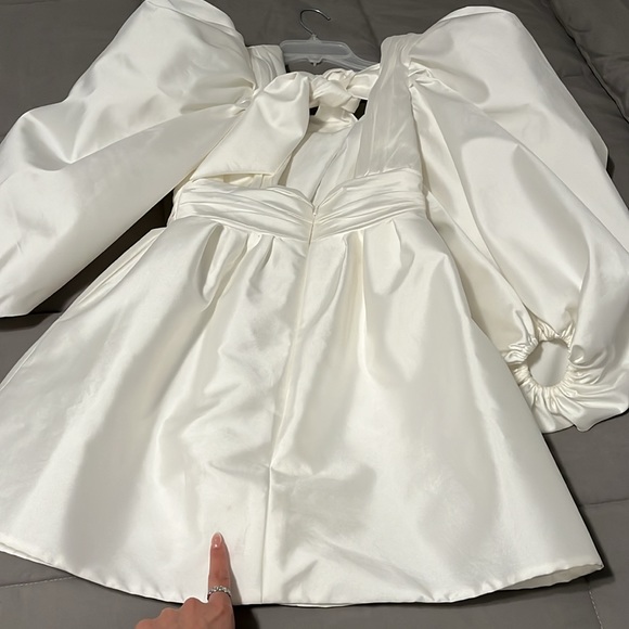 Watters White Puff Sleeve Wedding Dress - Picture 12 of 15